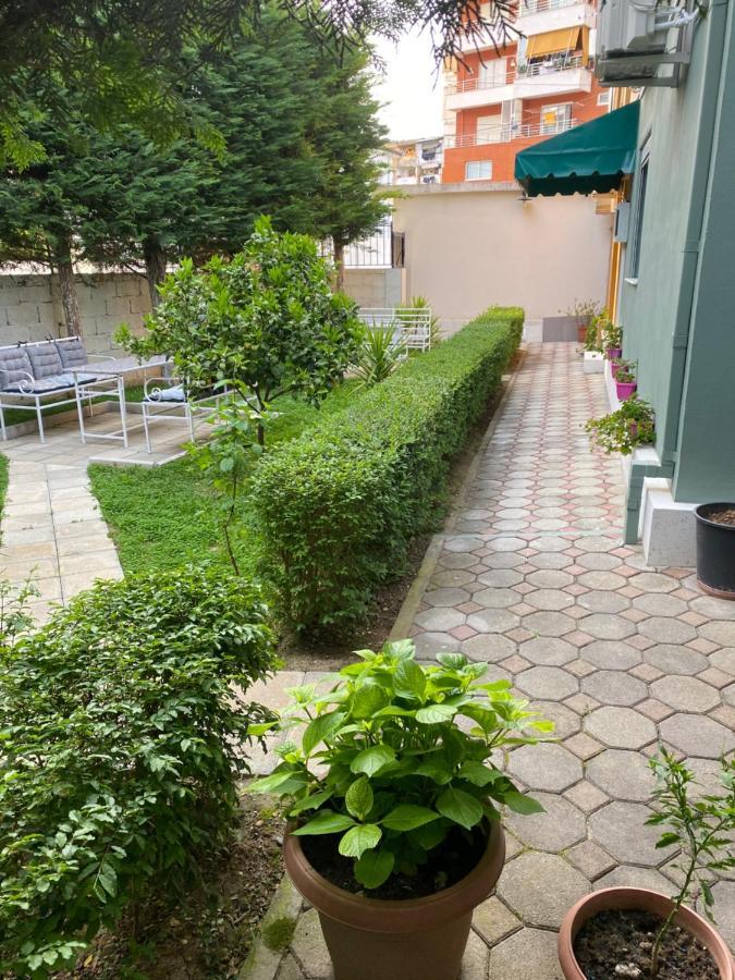 Vila Ajdinaj بيرات المظهر الخارجي الصورة