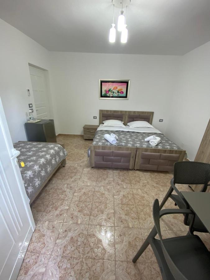 Vila Ajdinaj بيرات المظهر الخارجي الصورة