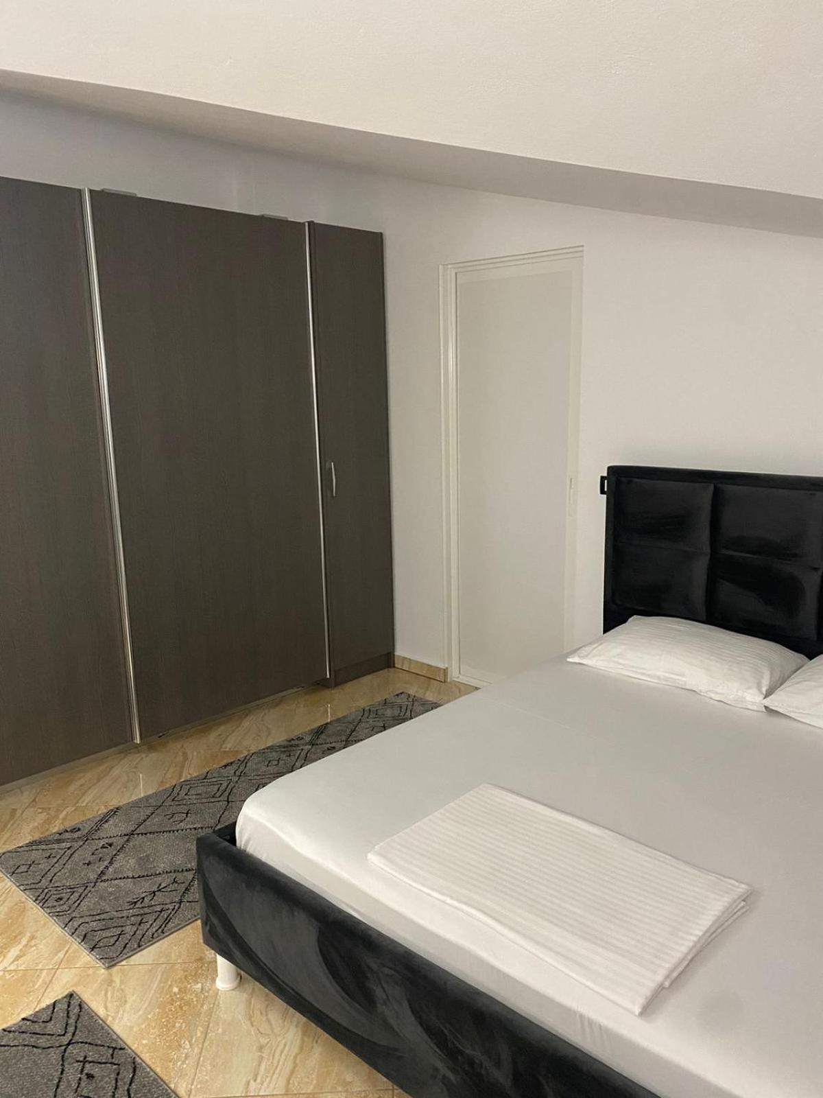 Vila Ajdinaj بيرات المظهر الخارجي الصورة
