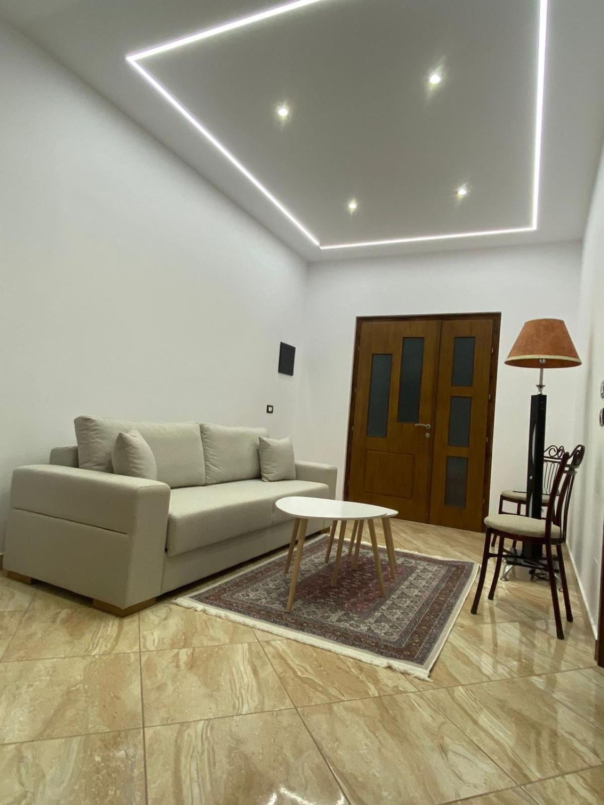 Vila Ajdinaj بيرات المظهر الخارجي الصورة